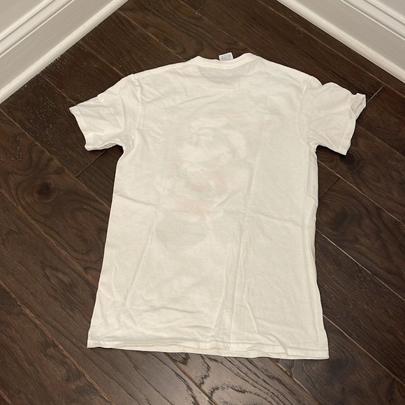 Mickey Santa tee sz small - Picture 4 of 4